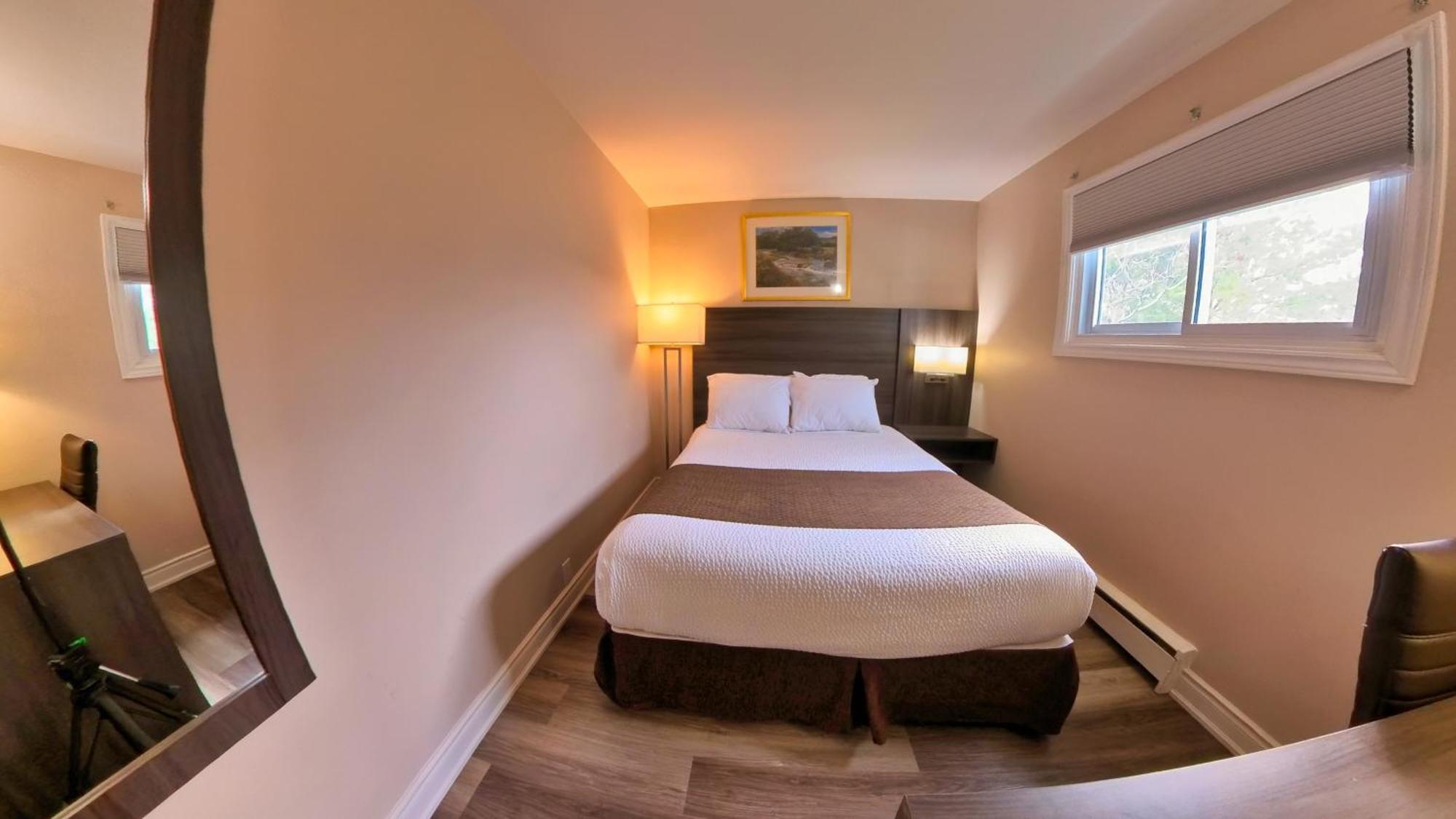 Maple Leaf Inn Kincardine Eksteriør billede