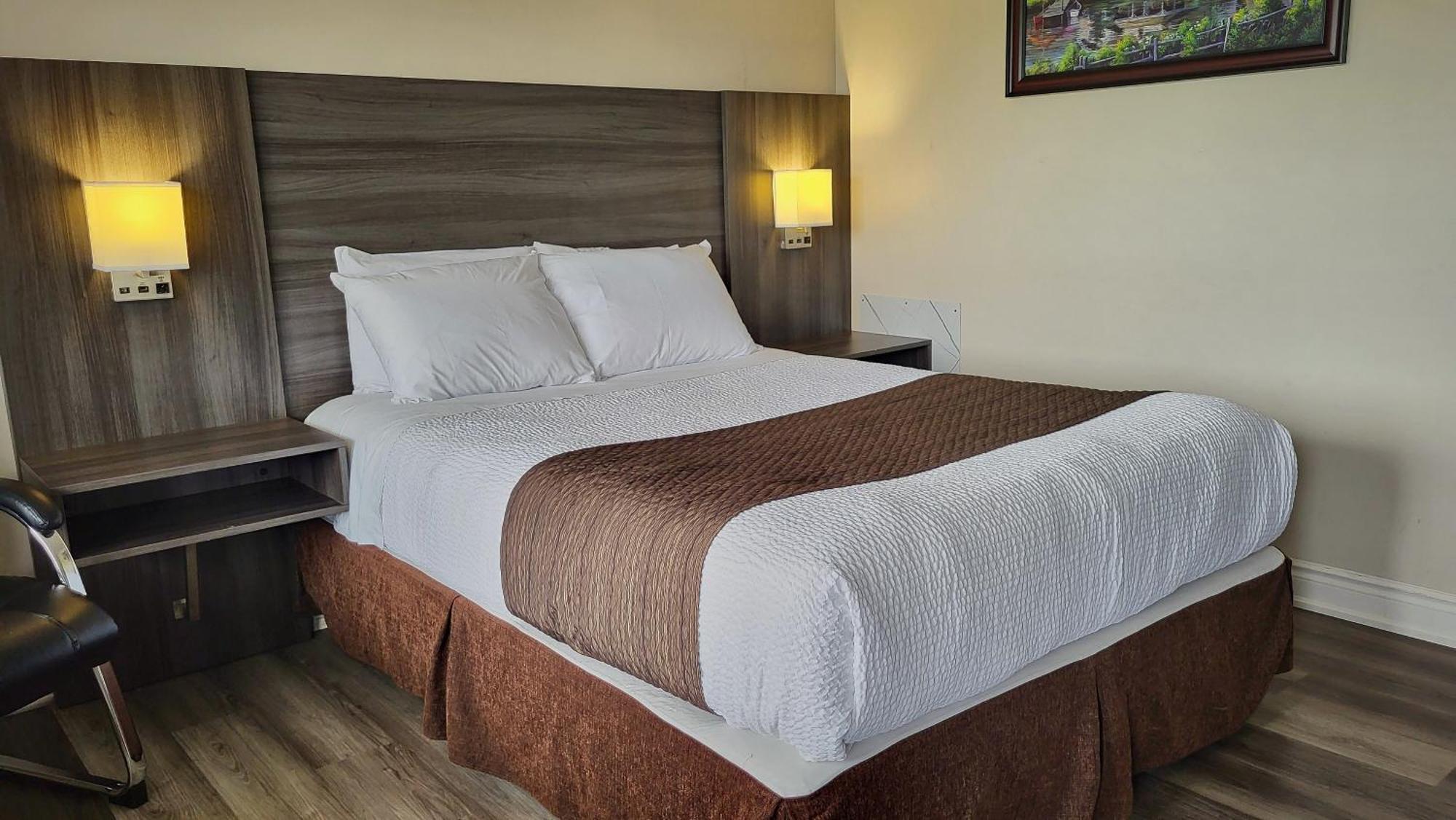 Maple Leaf Inn Kincardine Eksteriør billede